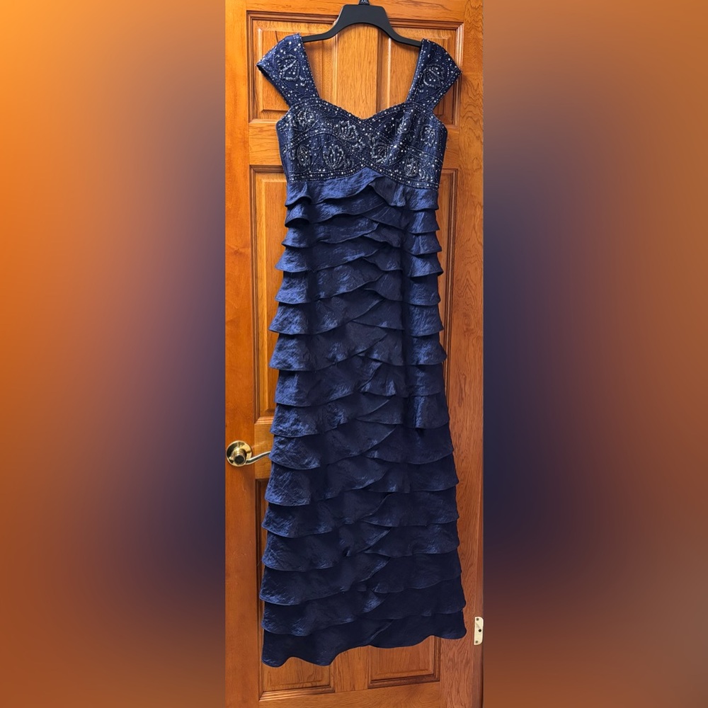 Ignite Evenings Navy Blue Mother of Bride Beaded Bodice Tiered Skirt Dress Sz 8